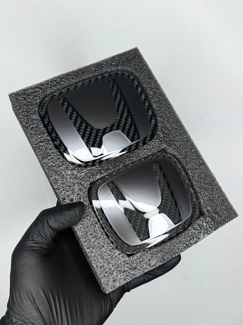 Metallic Grey Series Honda Dry Carbon Emblem