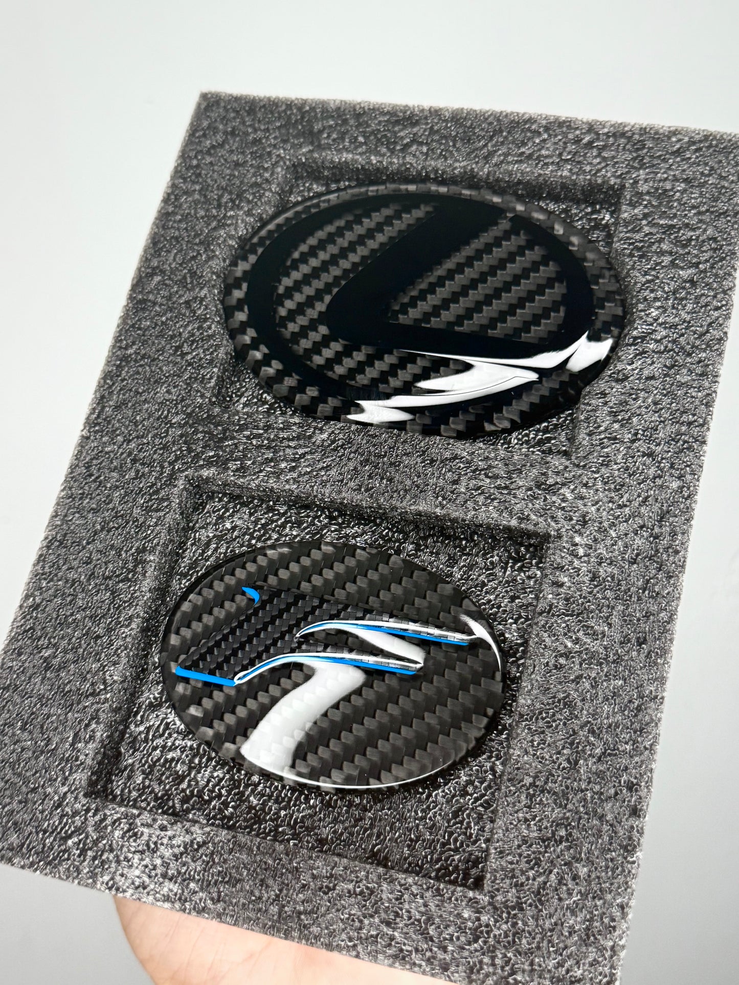 (Special Item) Lexus Rear and Engine Cover Dry Carbon Emblem